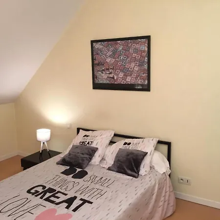 Habitación en casa particular La Taniere Du Corsaire -16 Pers Redon